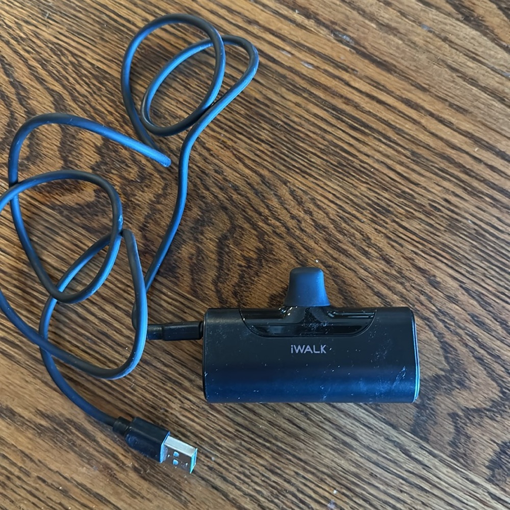 iWALK portable charger